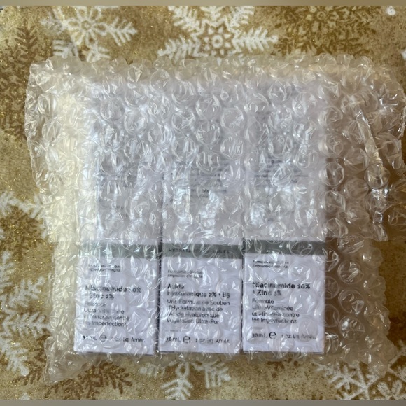 Ordinary 3 Pack- 1- Hyaluronic 1fl oz & 2- Niacinamide 1 fl oz each - Picture 8 of 8